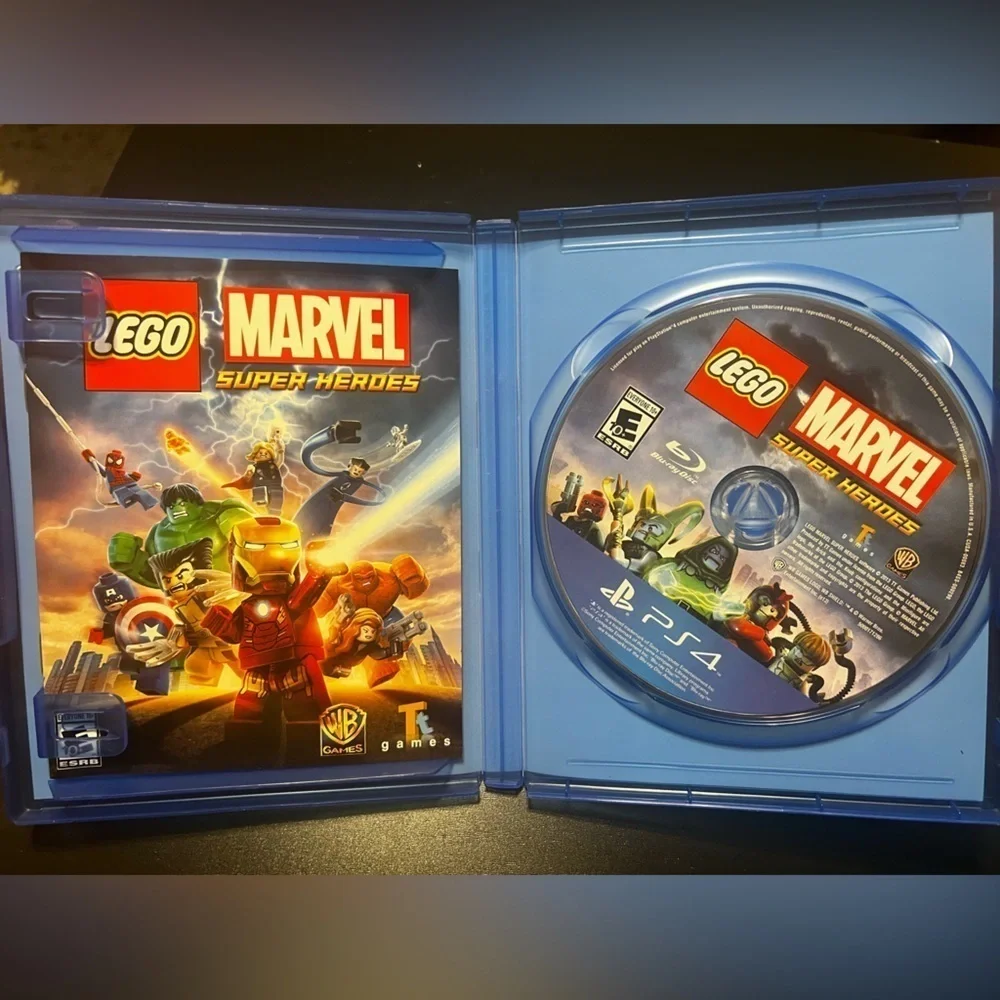 LEGO MARVEL SUPER HEROES (PLAYSTATION 4)